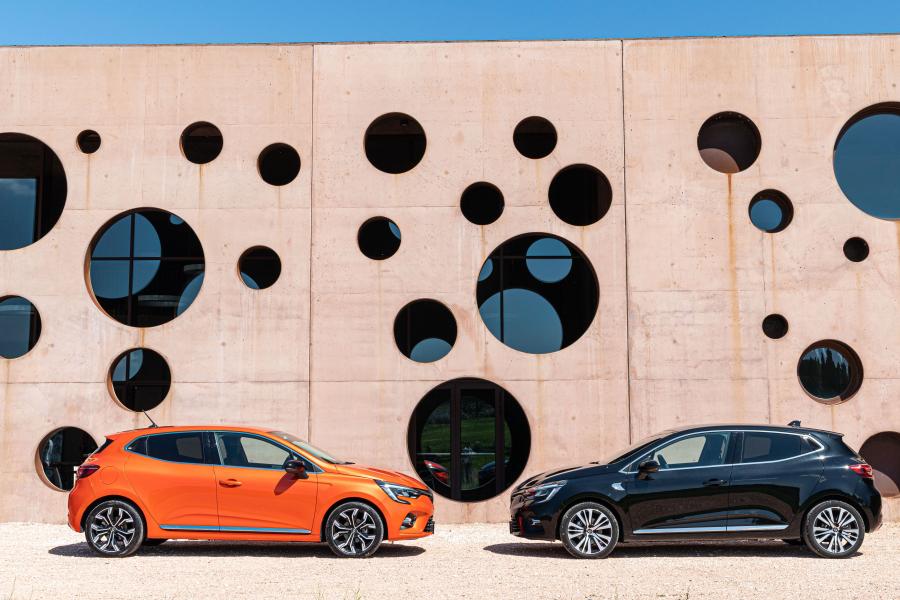  Renault Clio Initiale Paris 2019 года  (WW) (фото 14 из 20)